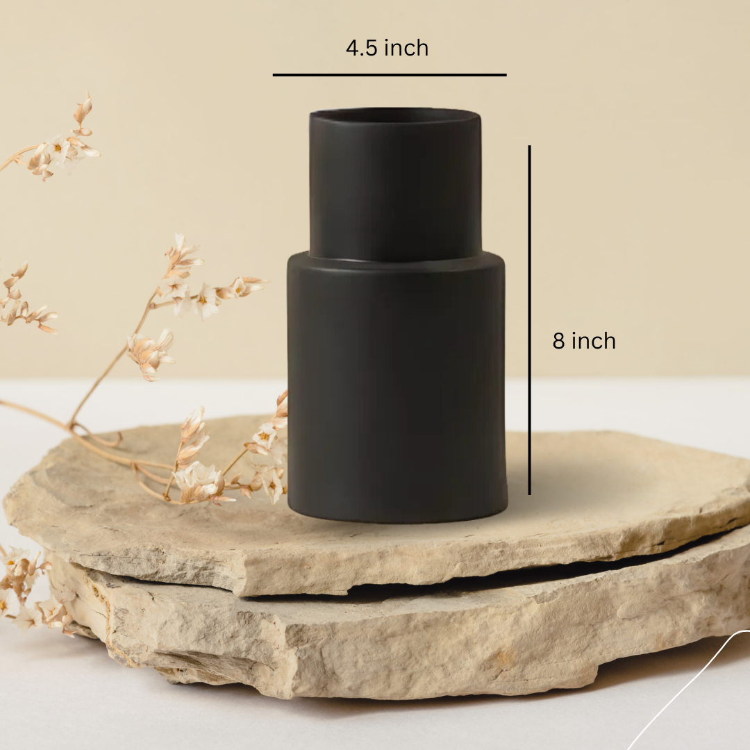 Minimalist Heaven Vase - Black