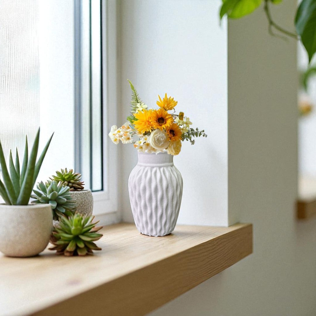 Wavy Textured Vase - Pale Gray