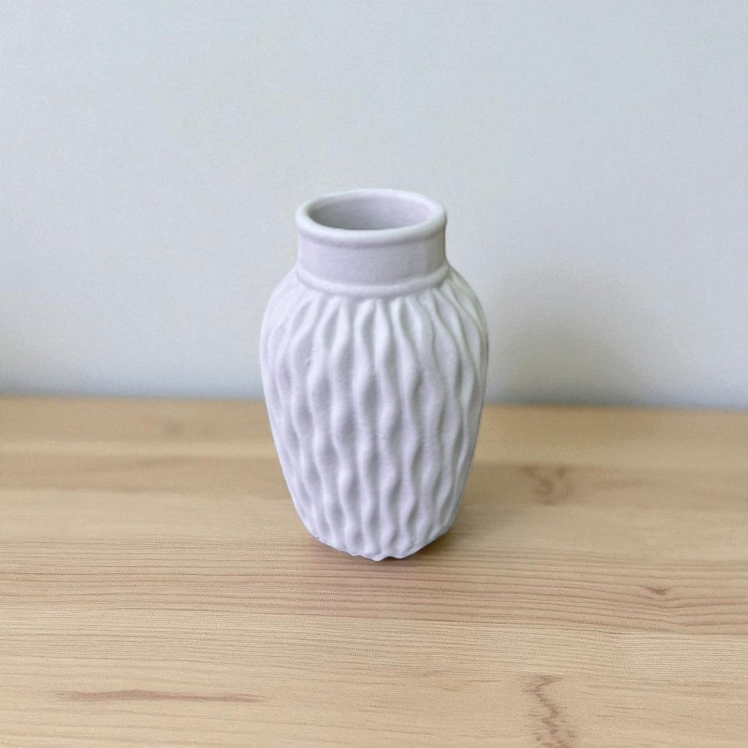 Wavy Textured Vase - Pale Gray