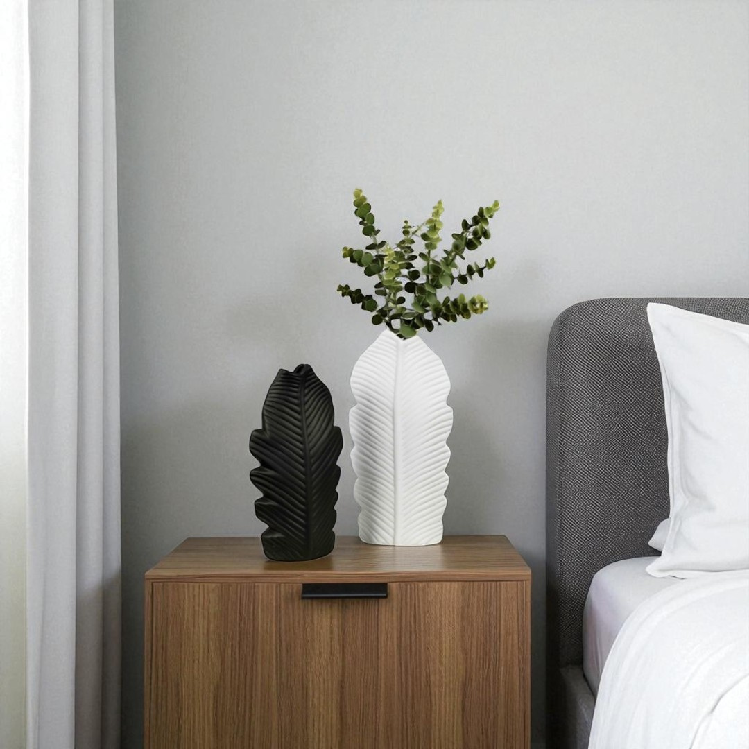 Sculpted Leaf Vase - Set of 2